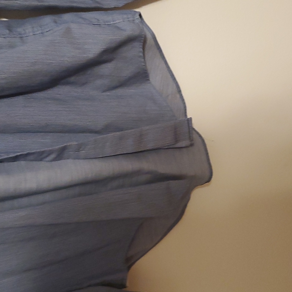 Calvin Klein Mens button up  gray dress shirt. - Picture 6 of 7